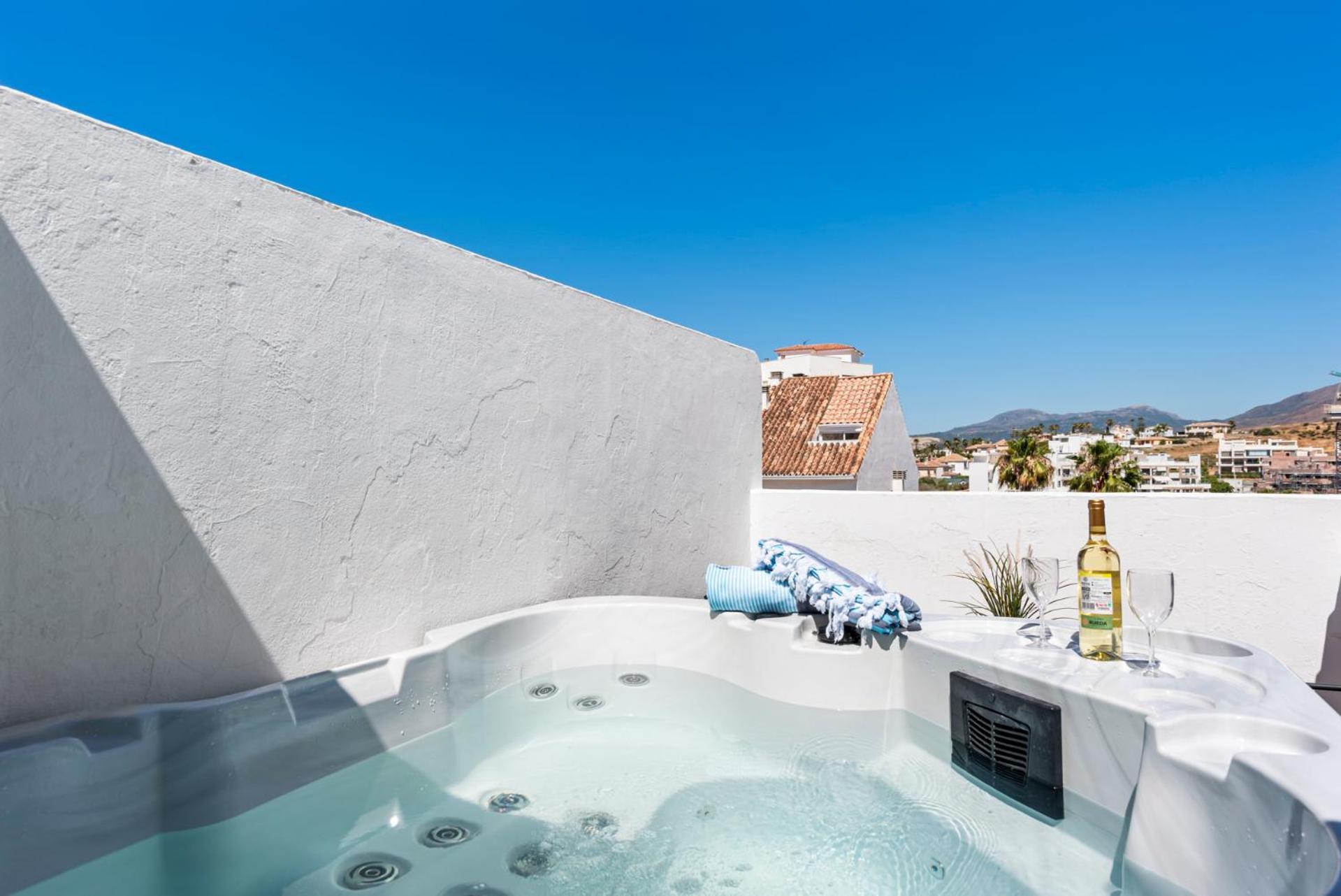Lovely Penthouse Near Estepona Marina By Costarentals - Ref M15 Exterior photo